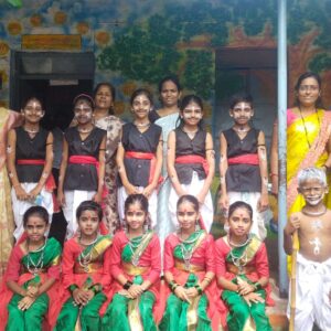 तालुकास्तरीय सामूहिक लाेकनृत्य स्पर्धेत रांझणी व मुंढेवाडी शाळा तालुक्यात प्रथम