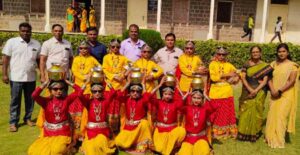 Read more about the article जिल्हास्तरीय समूह लोकनृत्य स्पर्धेत बार्शीचा दबदबा